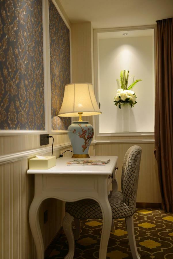 Ramada Encore Wyndham Nanning City Center Qingxiu Exterior photo